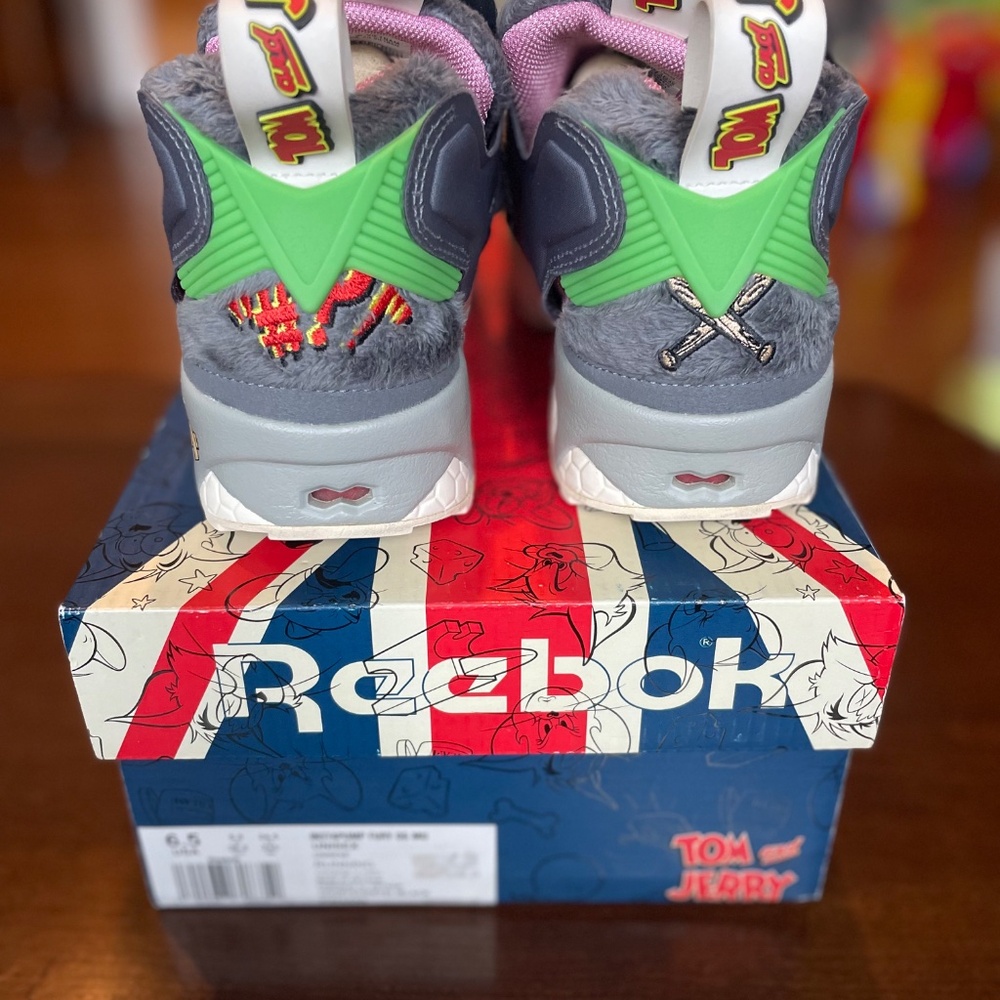 Instapump Fury OG Reebok Tom and Jerry Shoes size 6.5 - Picture 4 of 4